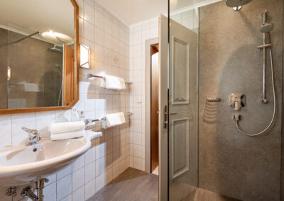 Badezimmer Apartment Typ A